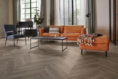Vinyylilattia mFLOR Parva Oak Chevron 42217 Lombardia 2,67m2