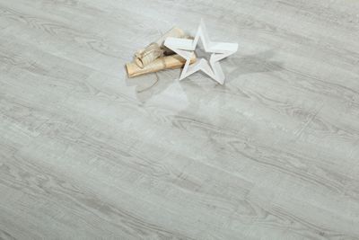 Vinyylilankku SPC+EVA KL33 8413 2.79m2